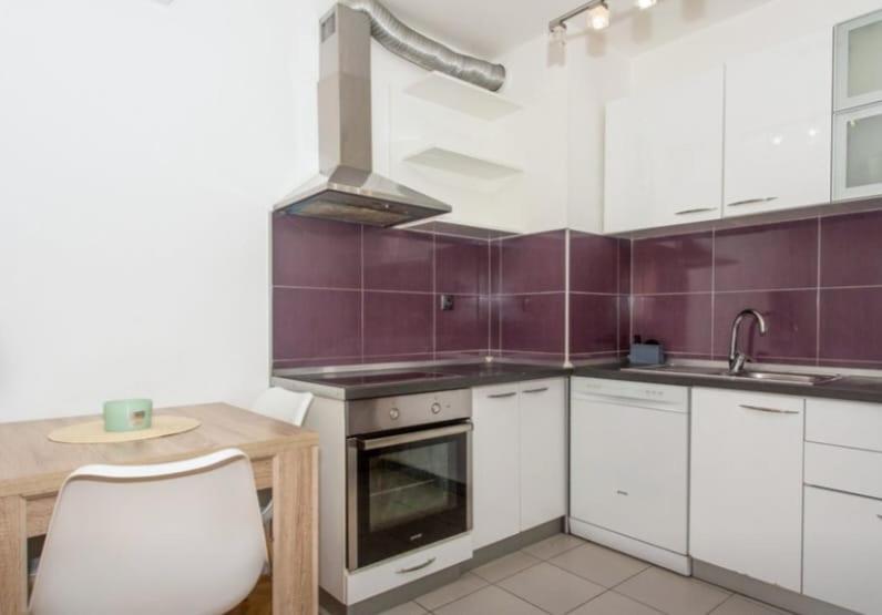 Michael Apartment Omis Exterior photo